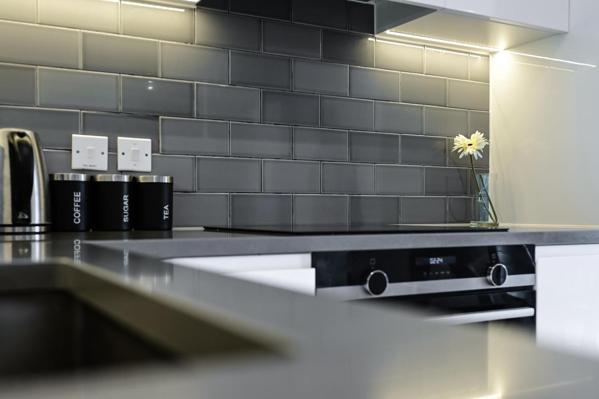 Khayat Homes - The Cosy Cabo - One Bed Apt Londyn Zewnętrze zdjęcie